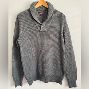 JOHNSTON & MURPHY Shawl collar sweater. SIZE L